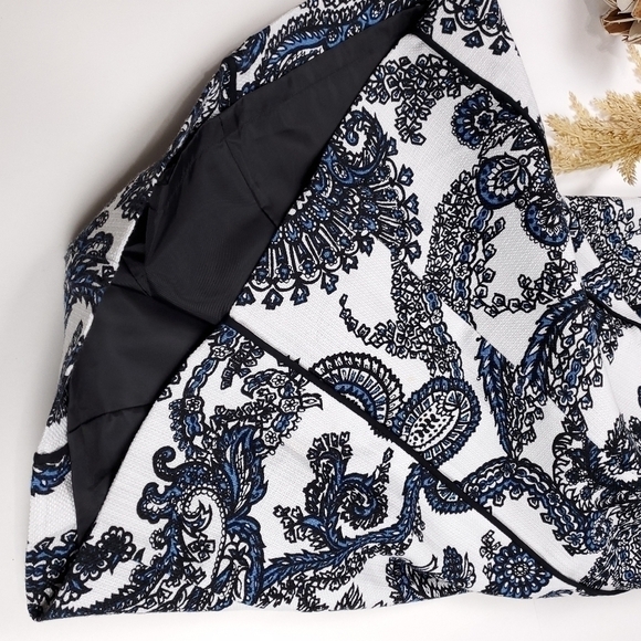 Talbots White Blue Black Paisley Modal Blend Dress Size 2p - Picture 9 of 15